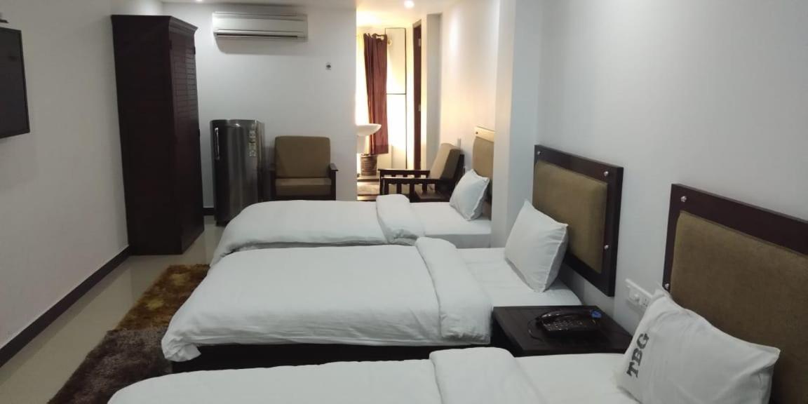 Alshifa Tbg Residency Hotel Perintalmanna Exterior photo